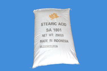 Chất rắn dạng sáp C18H36O2 được ép kép Axit stearic Ethanol hòa tan